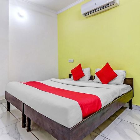 Hotel O Cozy Stay Delhi  Ngoại thất bức ảnh
