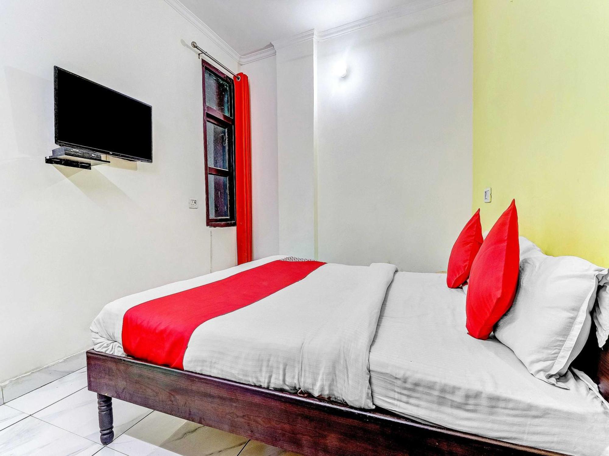 Hotel O Cozy Stay Delhi  Ngoại thất bức ảnh