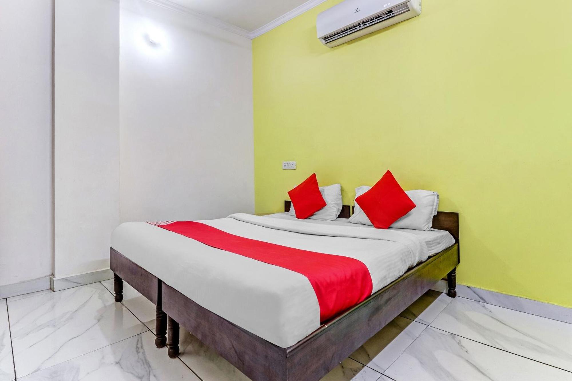 Hotel O Cozy Stay Delhi  Ngoại thất bức ảnh