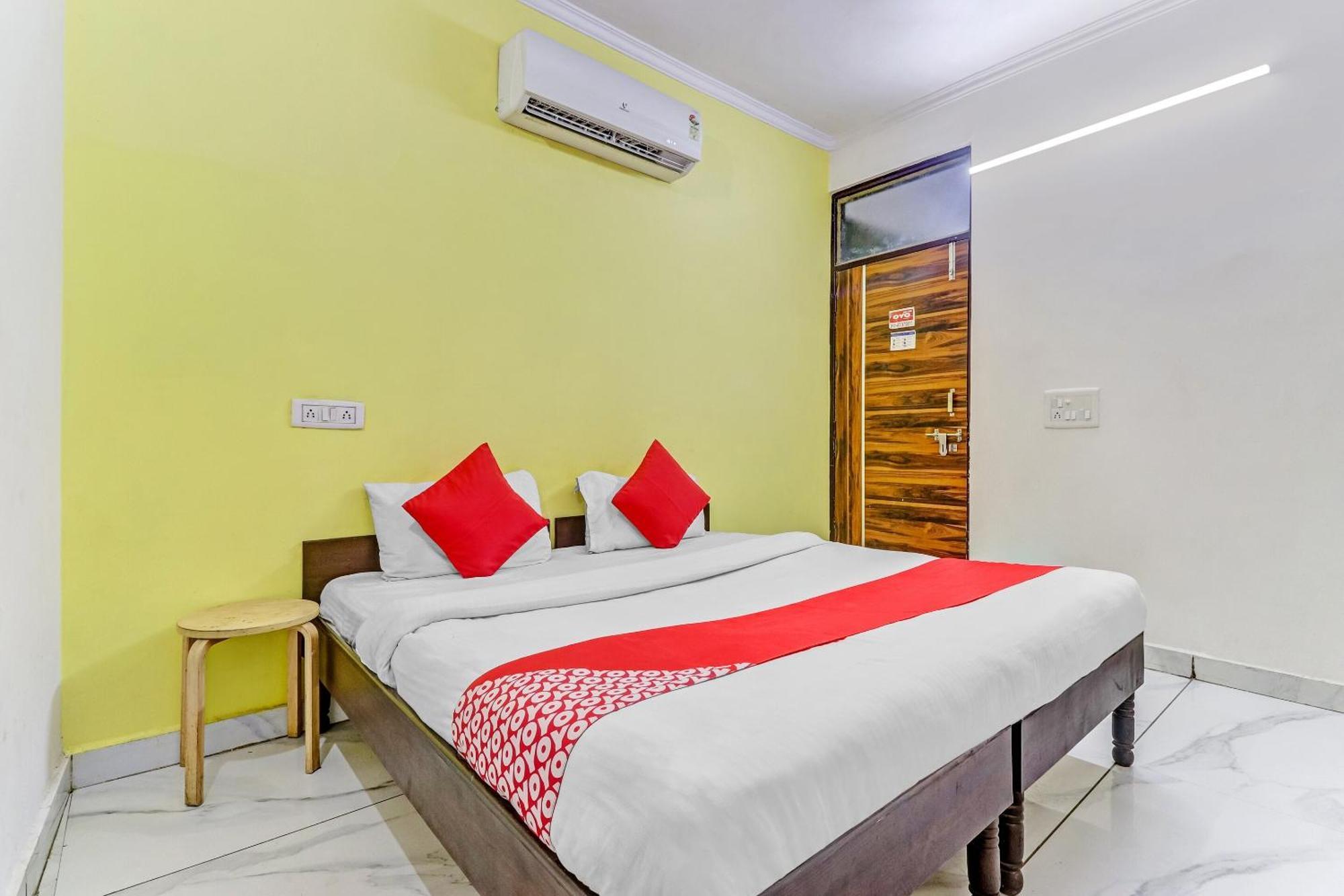 Hotel O Cozy Stay Delhi  Ngoại thất bức ảnh
